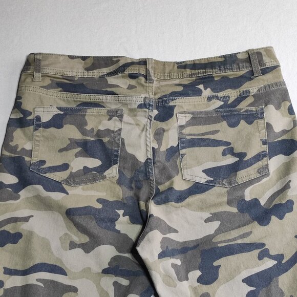 George capri pants women's size 16 camouflage pattern green and brown colour - Picture 4 of 13